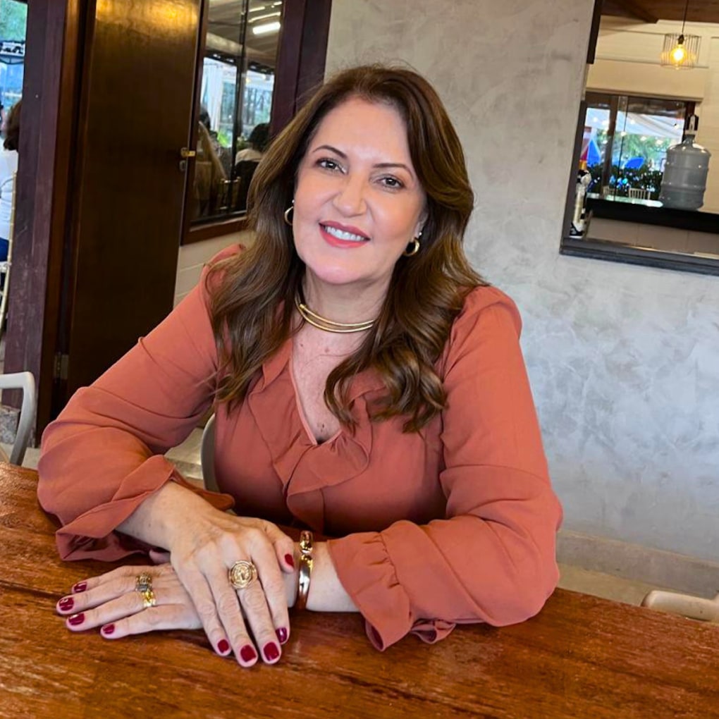 Alessandra Simões em seu consultório